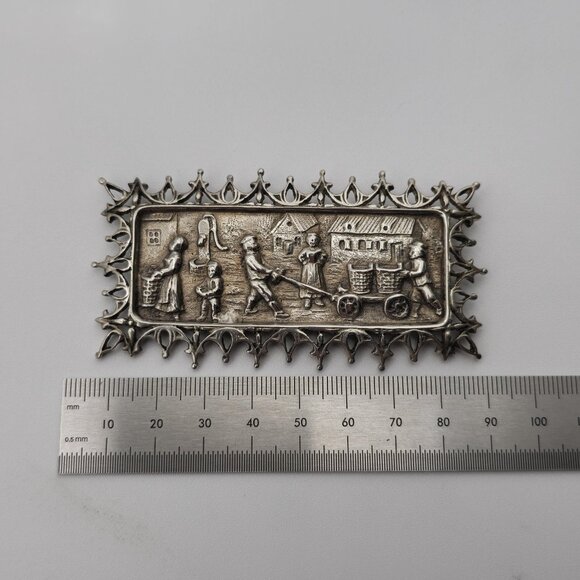 Sterling Silver Large Old Town Village Scene Pin Brooch B369 - Picture 6 of 7